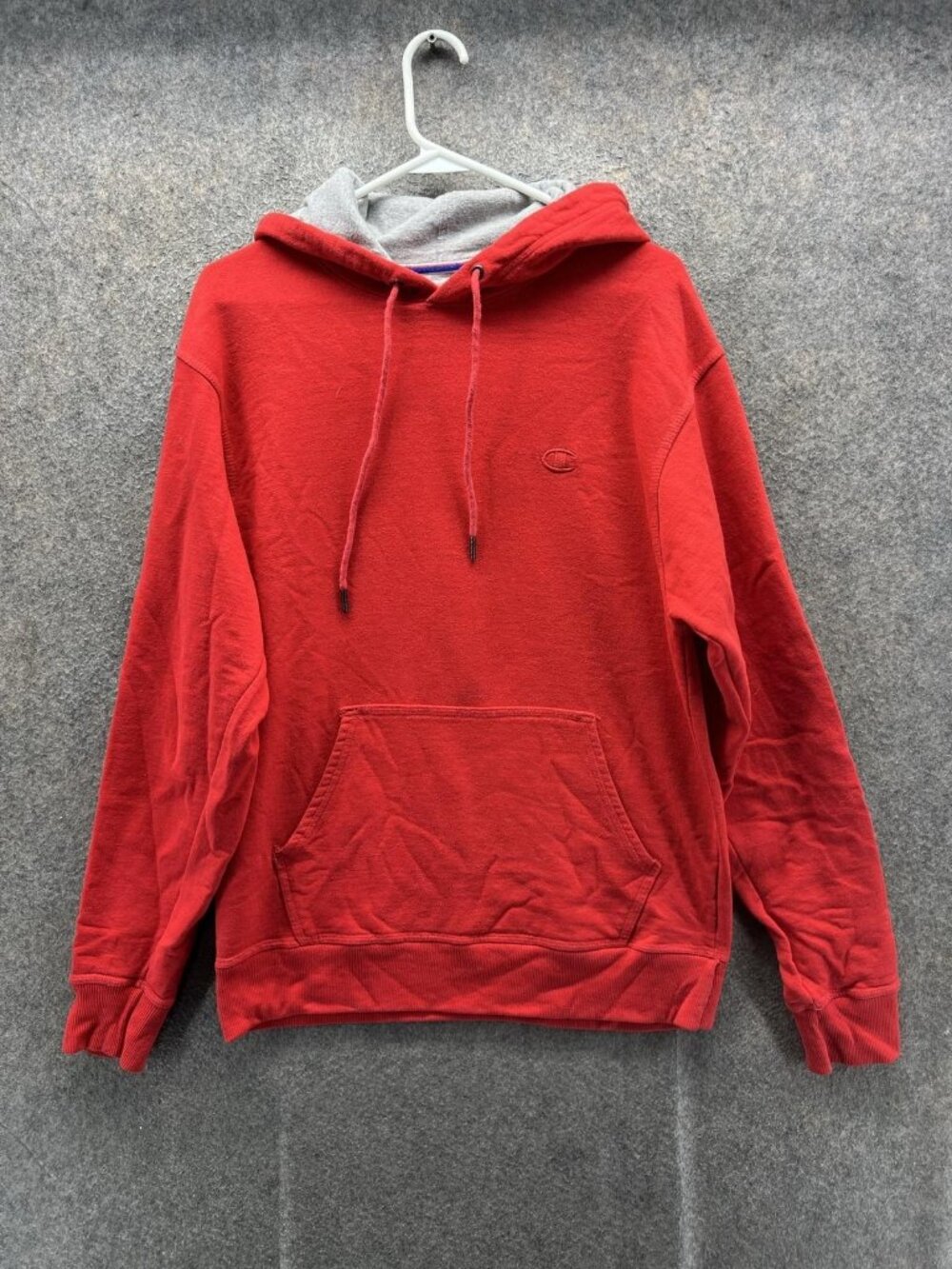 Champion Hoodie Mens Medium Red Pullover Fleece Sweatshirt Gray Hood C Logo